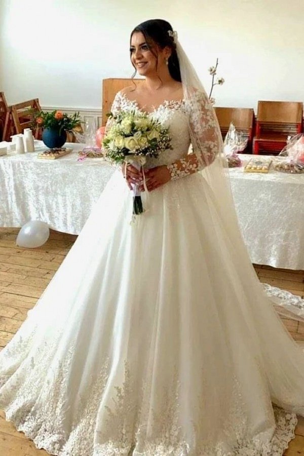 Glamorous Off-the-shoulder Long Sleeves Princess Wedding Dress With Appliques Lace | Ballbellas Ballbellas