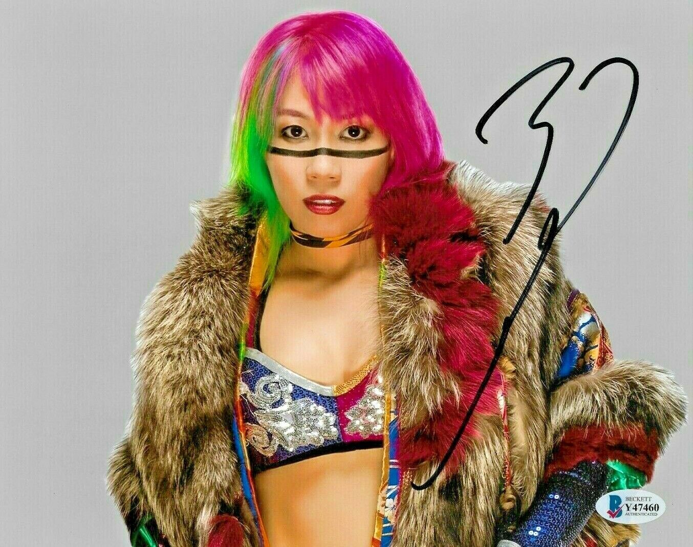 WWE ASUKA HAND SIGNED AUTOGRAPHED 8X10 Photo Poster painting WITH PROOF AND BECKETT COA 37