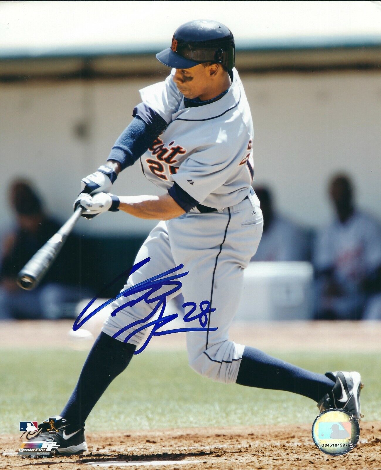 Autographed CURTIS GRANDERSON Detroit Tigers 8x10 Photo Poster painting- COA