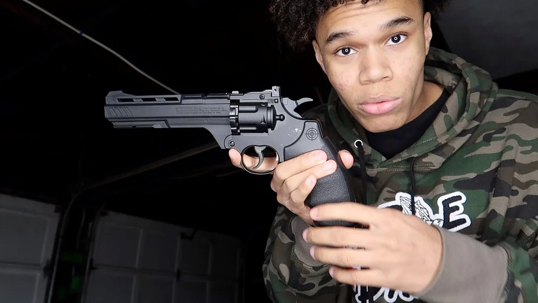 Crosman CCP8B2 Air Pistol