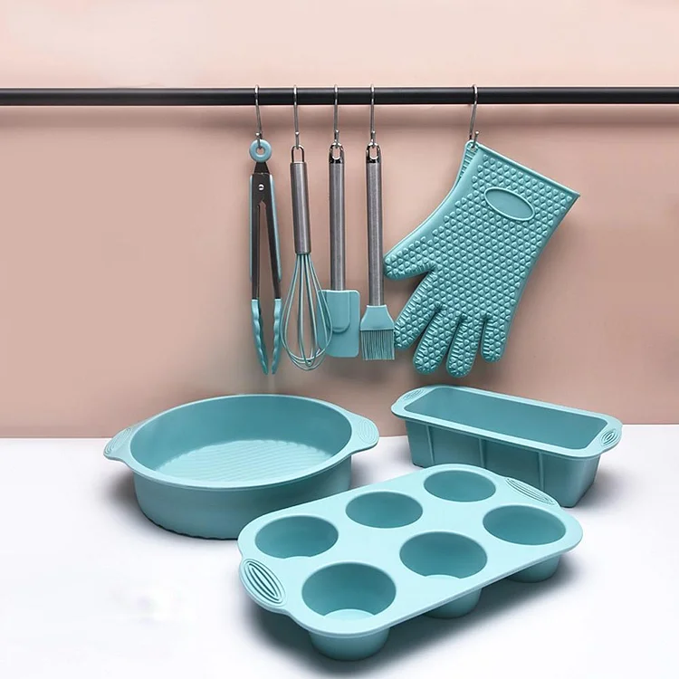 8-piece Set Including Scraper Oil Brush Egg Beater Gloves Silicone Cake Mold Household Baking Tool