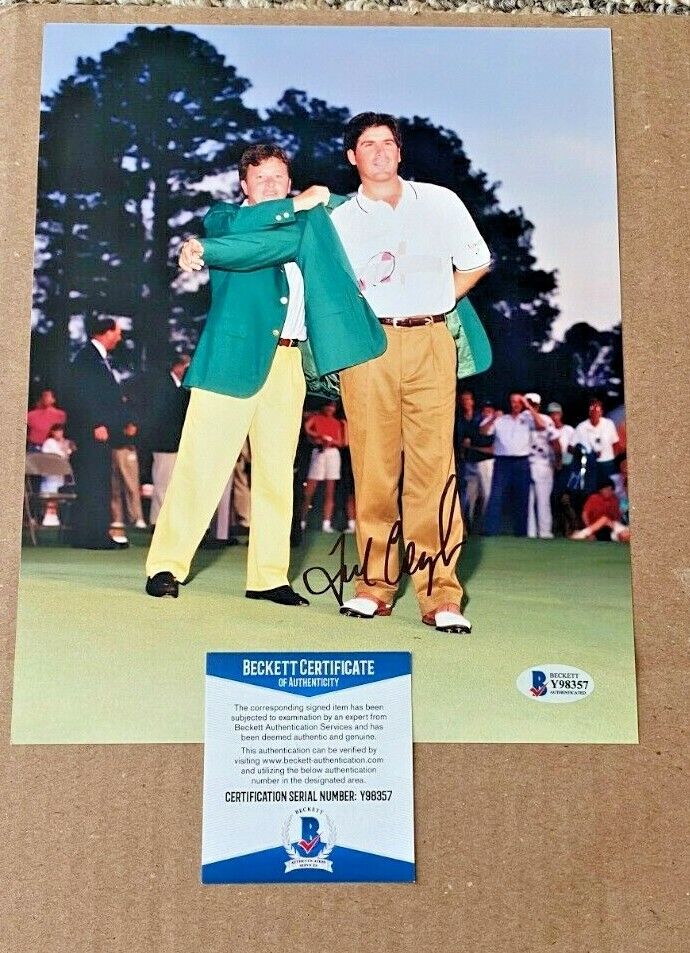 FRED COUPLES SIGNED 1992 MASTERS 8X10 Photo Poster painting BECKETT CERT BAS PGA GOLF