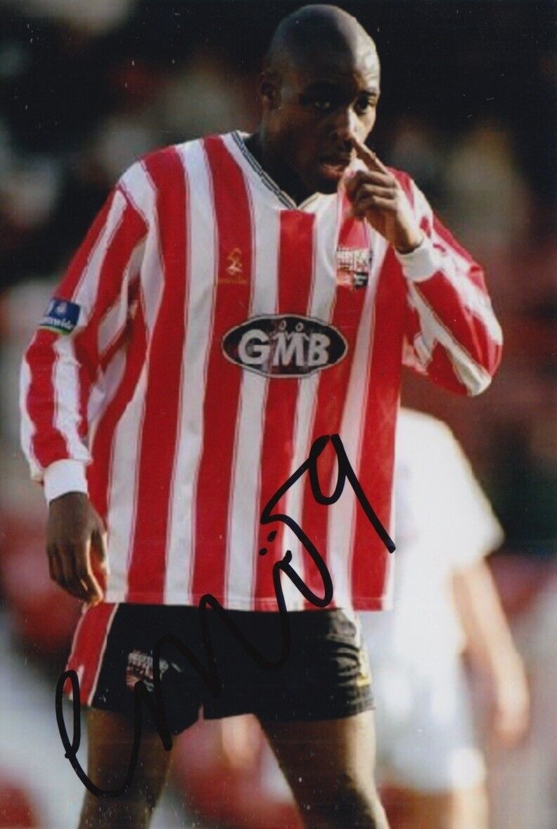 LLOYD OWUSU HAND SIGNED 6X4 Photo Poster painting BRENTFORD FOOTBALL AUTOGRAPH