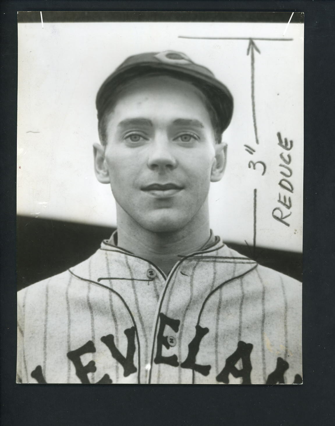 Roy Hughes 1935 head & shoulders shot Press Photo Poster painting Cleveland Indians