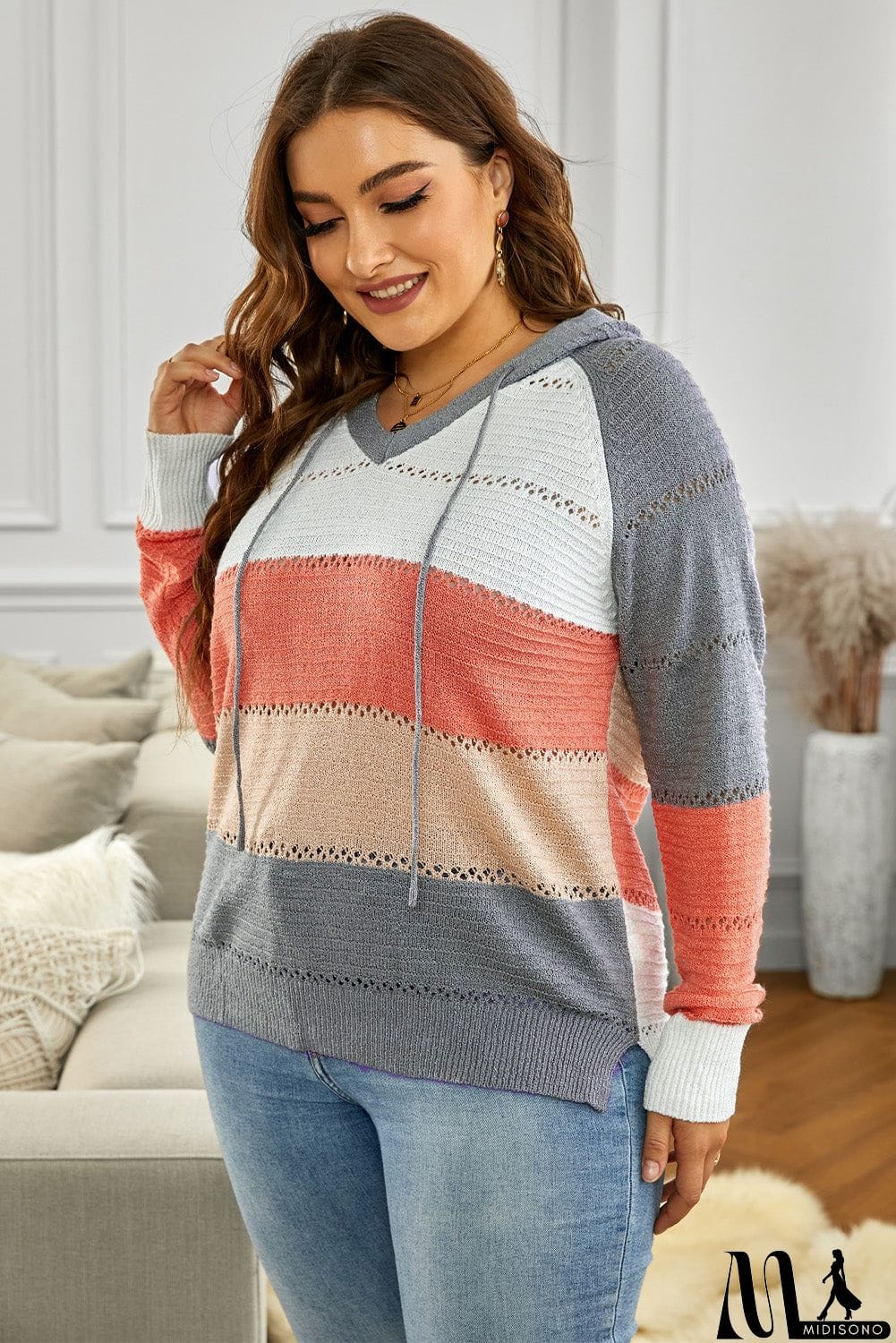 MidiSono - Classic Beach Bonfire Knitted Hoodie