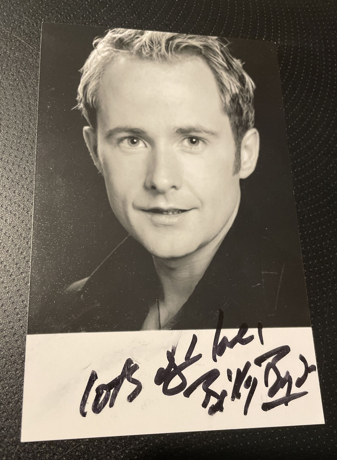 BILLY BOYD 6x4 Hand Signed Photo Poster painting Autograph LORD OF THE RINGS Slight Smudge