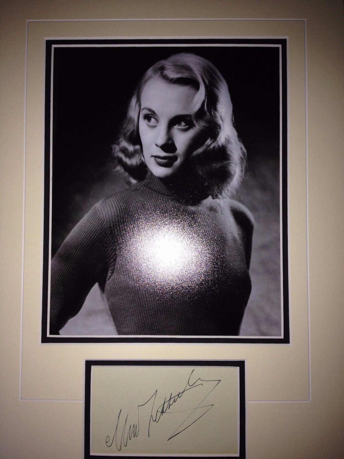 MAI ZETTERLING - SWEDISH BORN ACTRESS - EXCELLENT SIGNED B/W Photo Poster painting DISPLAY