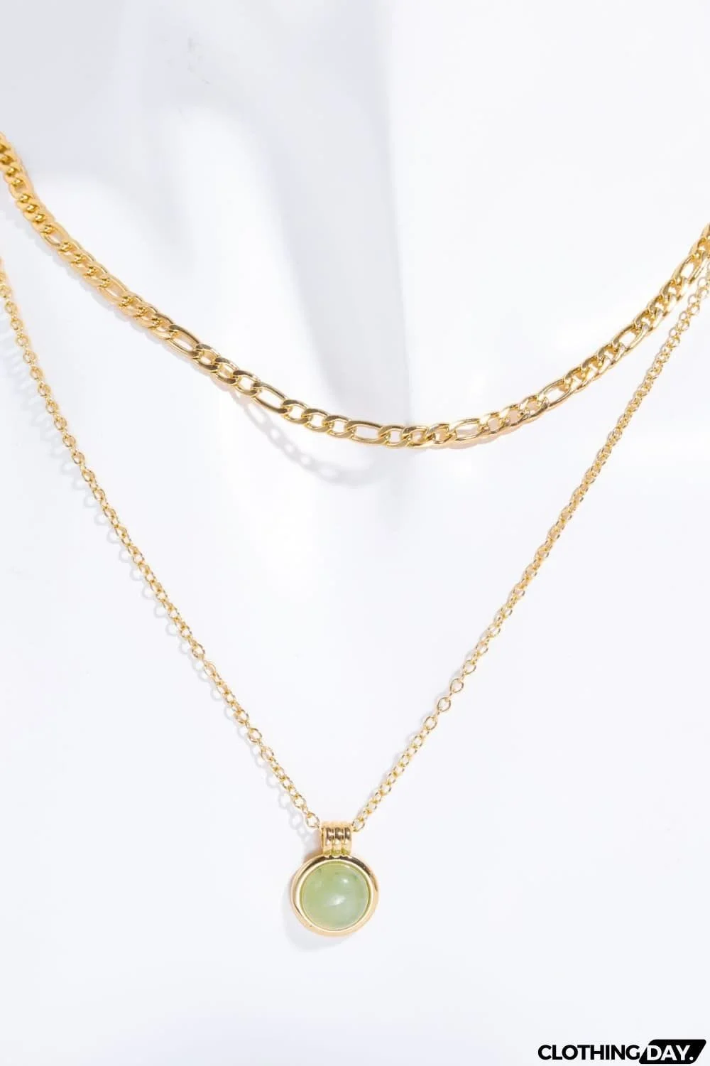 Copper 14K Gold Pleated Round Shape Aventurine Pendant Necklace