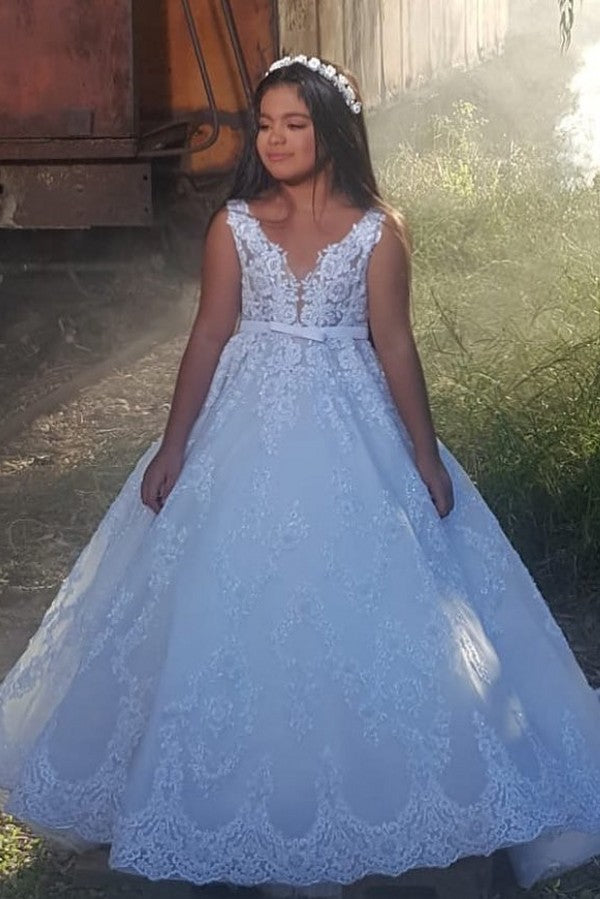  Oknass A-line V-neck Spaghetti Straps Flower Girl Dress Lace with Appliques