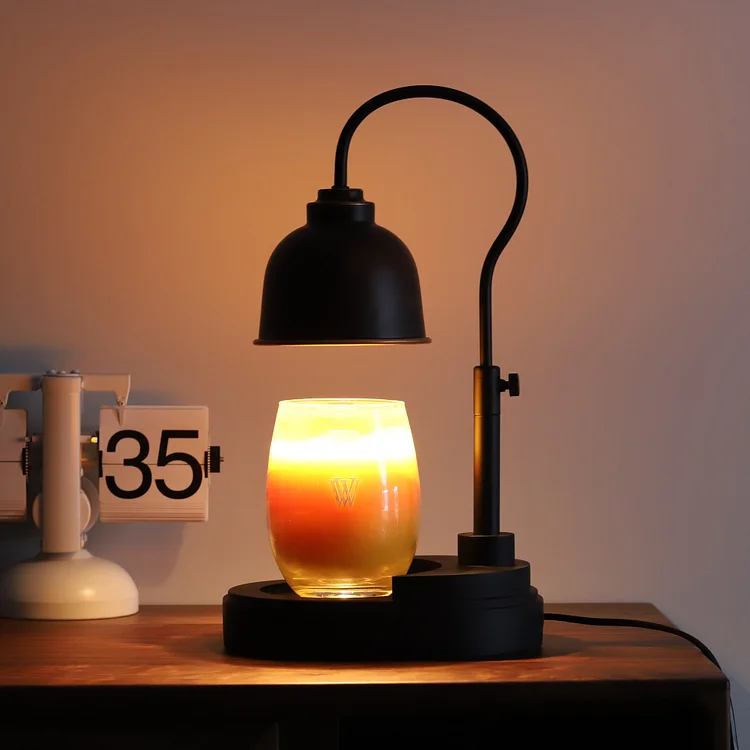 Romantic European Melting Wax Lamp