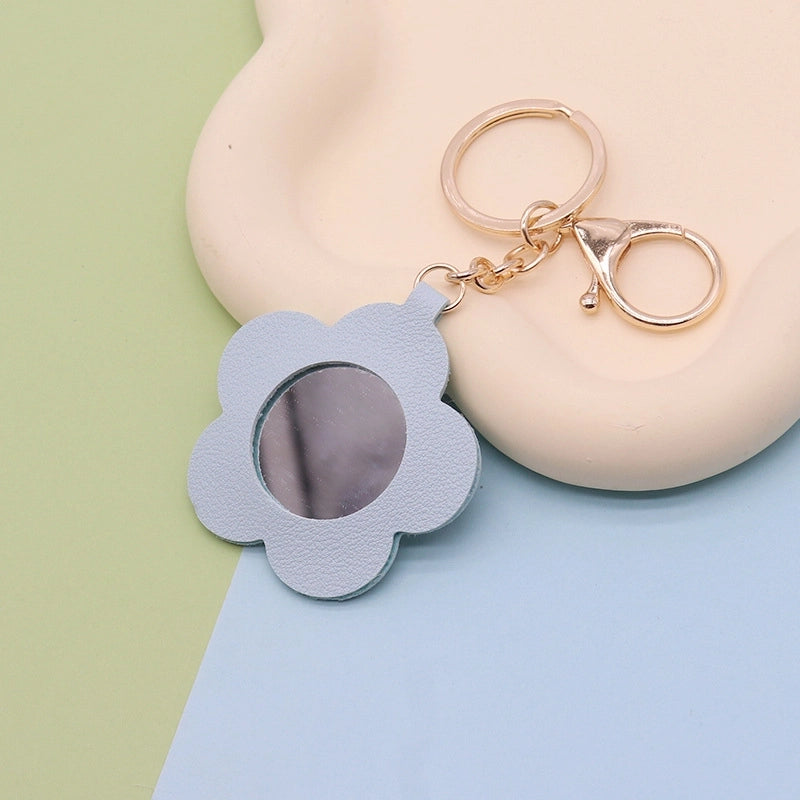 Minimalist Flower Pu Leather Women’s Keychain