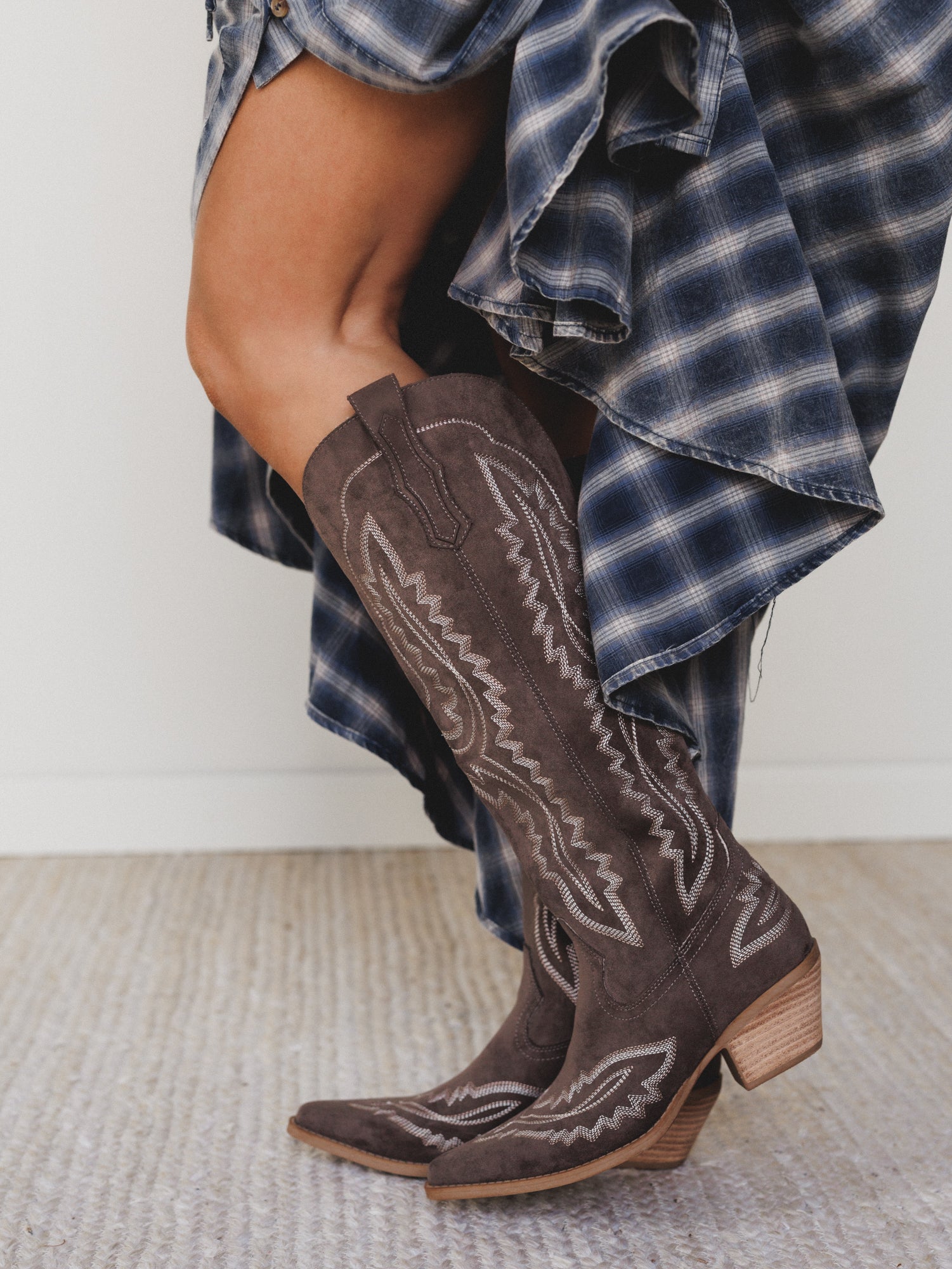 Tess Western Boots - Dark Brown