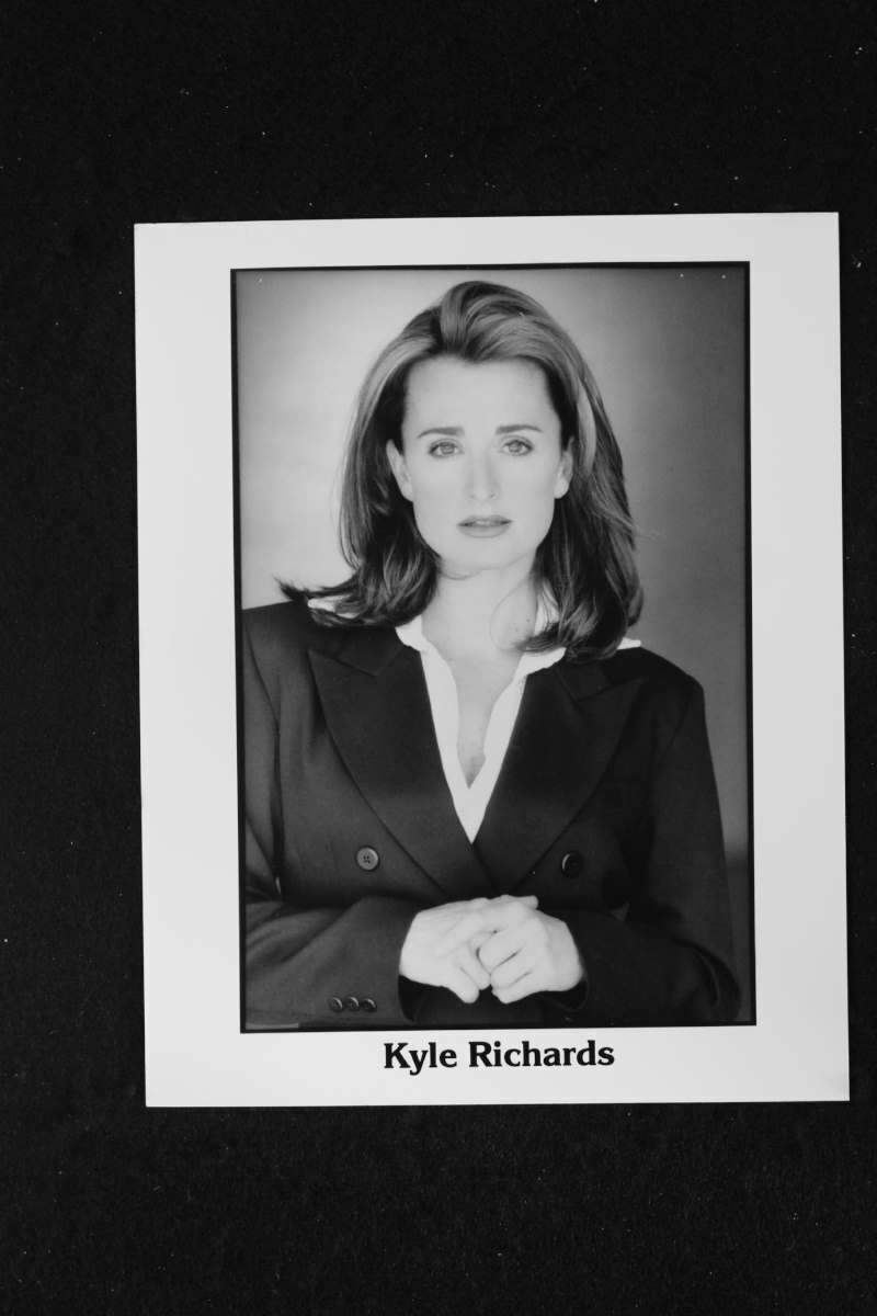 Kyle Richards - 8x10 Headshot Photo Poster painting - ER