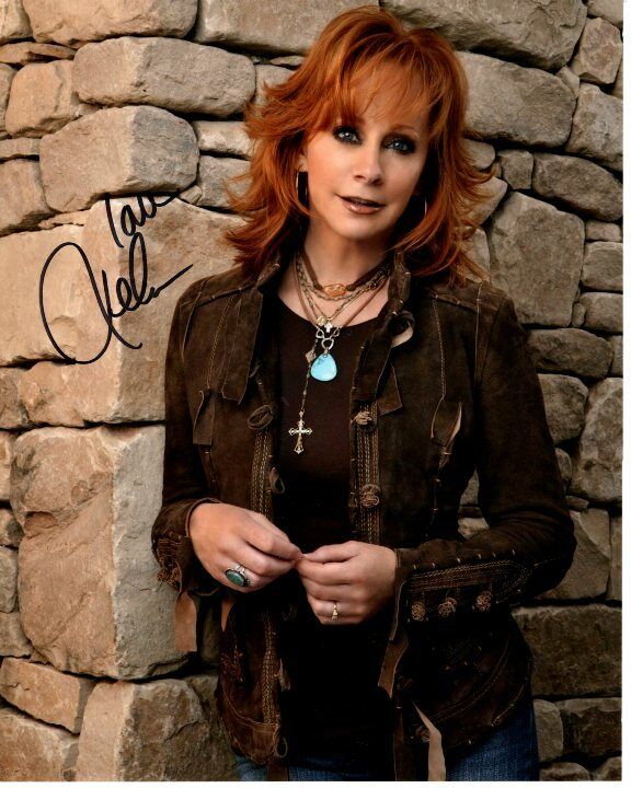 REBA MCENTIRE Signed Autographed Photo Poster painting