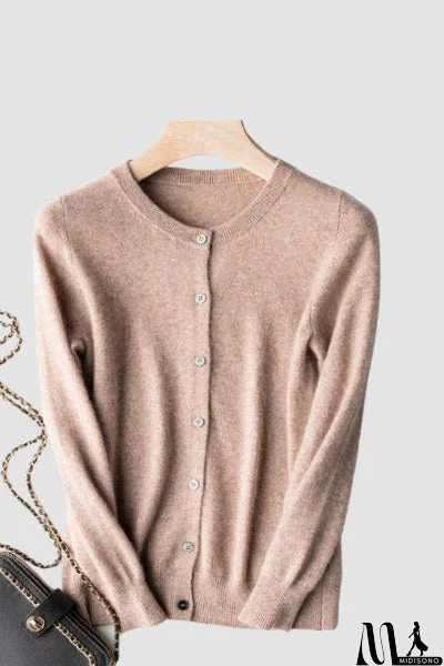 MidiSono - Effortless and Chic Cardigan