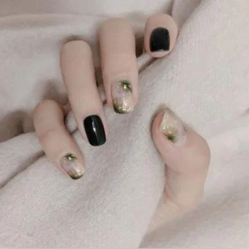 24pcs/set White Gradient Fake Nails Pre-design Nail Accessories Full Cover Nail Art Tips Manicure Square False Nails-Nail Inspo