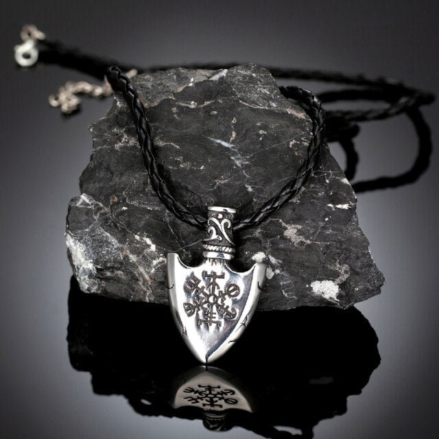 YOY-Stainless Steel Viking Shield Necklace