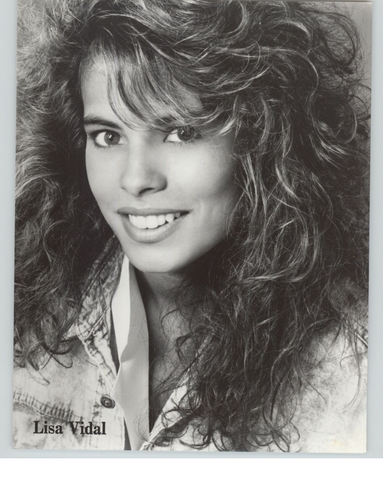 Lisa Vidal - 8x10 Headshot Photo Poster painting - E.R Star Trek