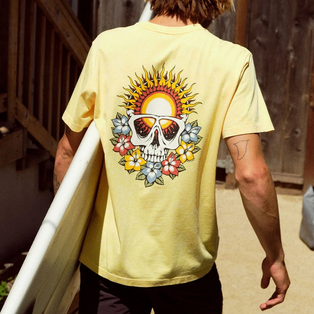 Men Retro Sun And Skull Print T-shirt