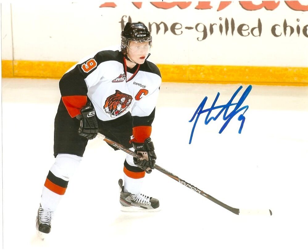 Medicine Hat Tigers Hunter Shinkaruk Autographed Signed 8x10 Photo Poster painting COA