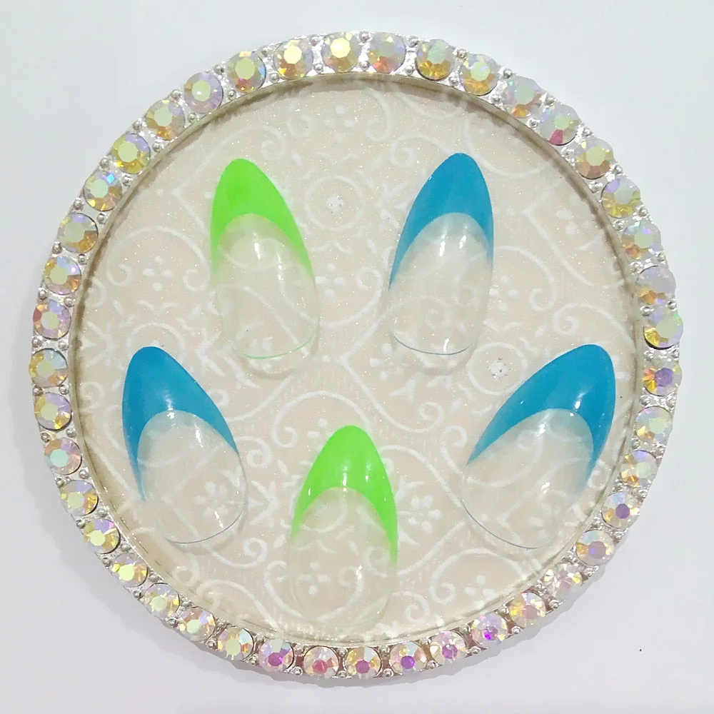 Dream Catcher Short Stiletto False Nails With Design Press On Artificial Fake Nails Tips DIY Full Cover Manicure Tool-Nail Inspo