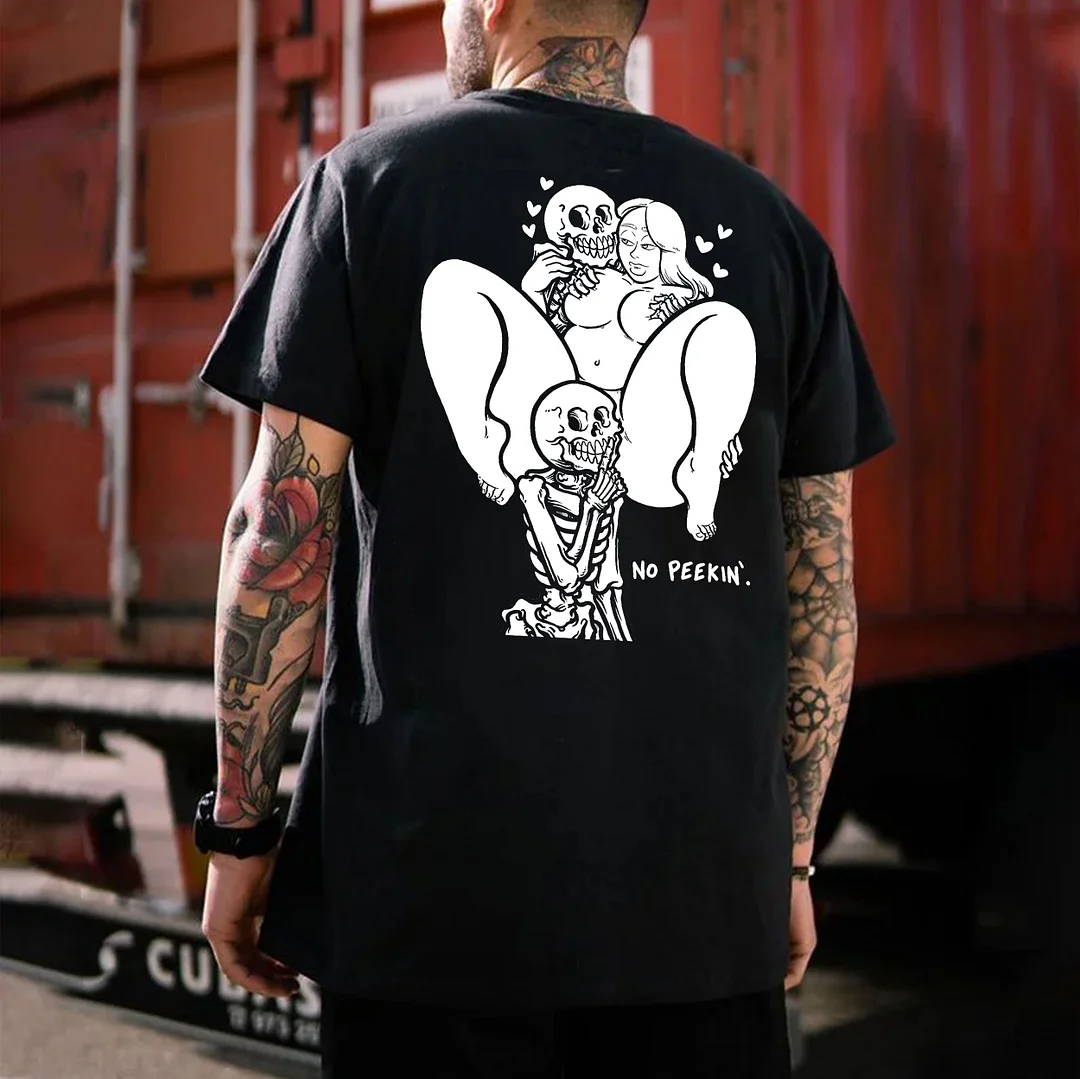 NO PEEKIN Skull Touching Big Boobs Black Print T-shirt