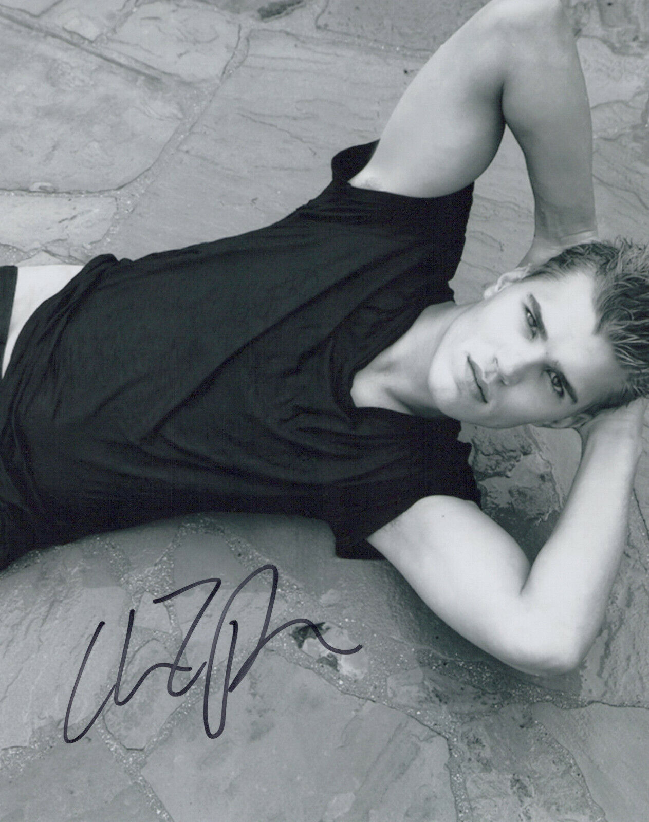 Chris Zylka signed 8x10 Photo Poster painting