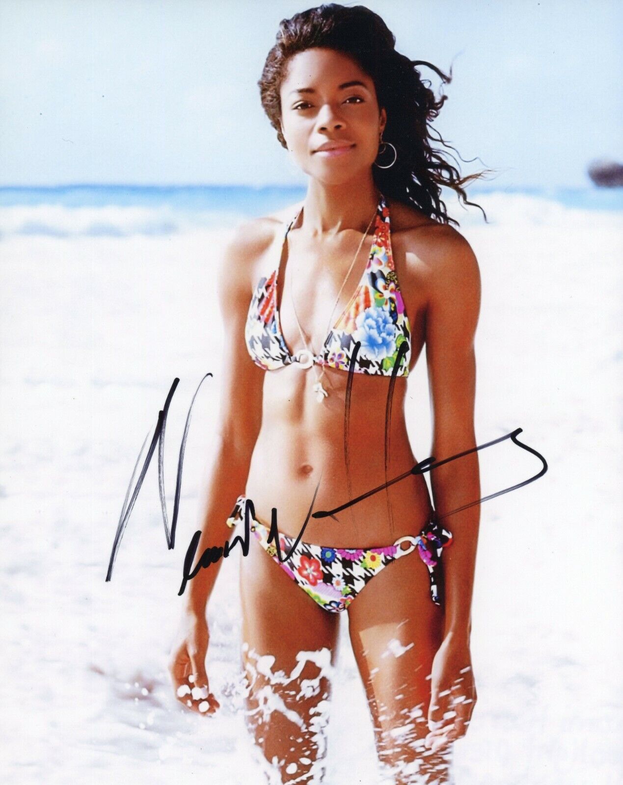 ~~ NAOMIE HARRIS Authentic Hand-Signed Black and Blue