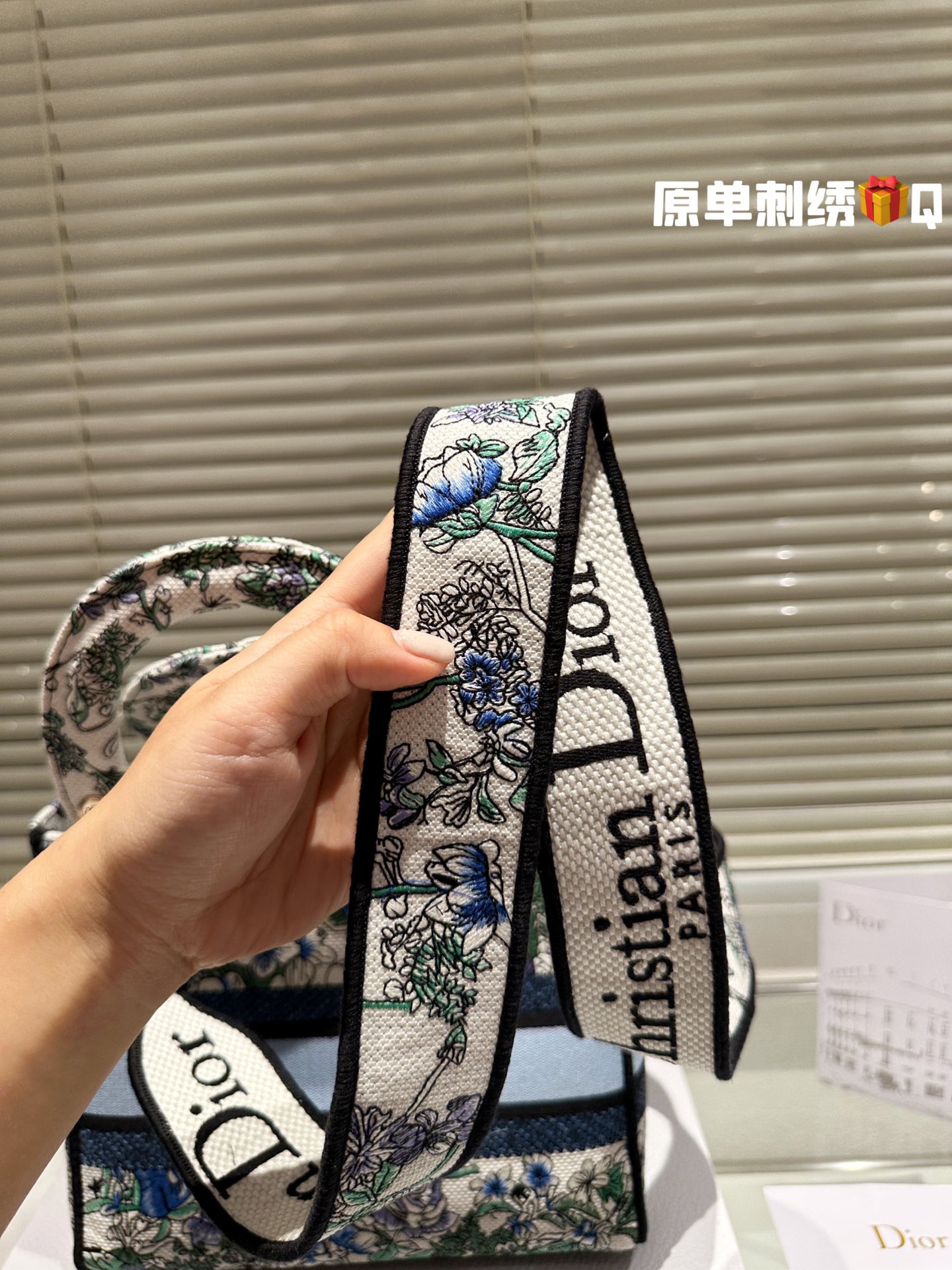 CD travel star women bag Bc968a38781239169d4d3d234d34bd38