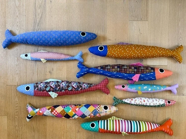 DIY Sardine Pillow Template&mdash;Include Instructions