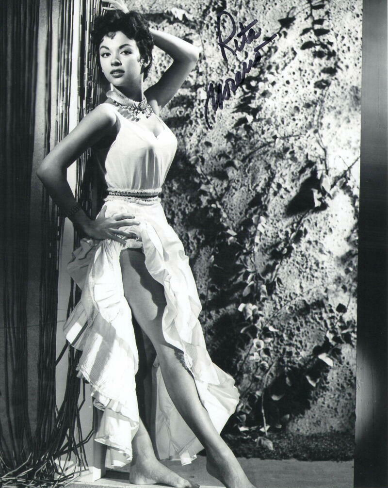 RITA MORENO SIGNED AUTOGRAPH 8X10 Photo Poster painting - WEST SIDE STORY LEGEND, BEAUTIFUL RARE