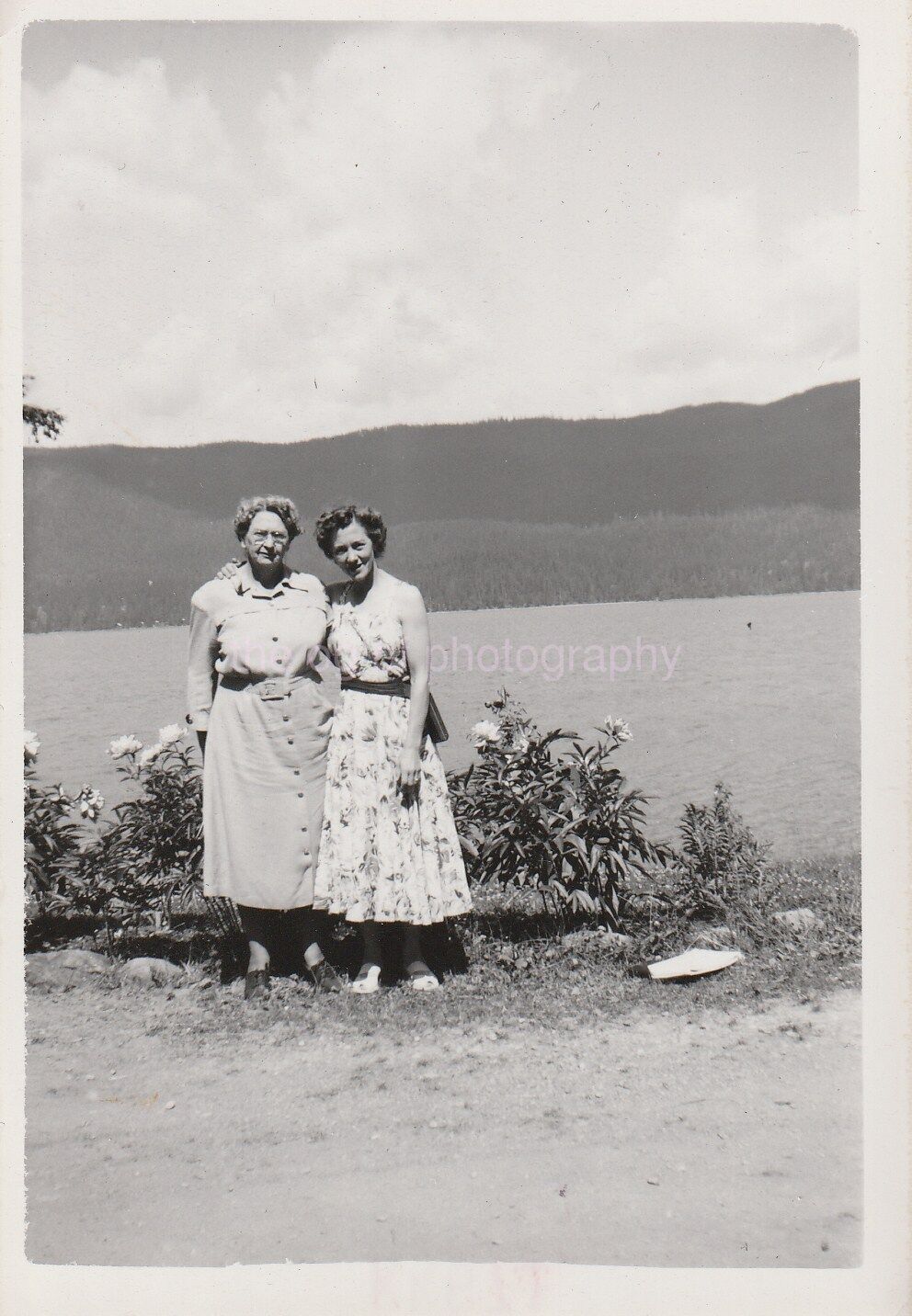 FOUND Photo Poster painting Original B and W Snapshot Photo Poster paintingGRAPHYDD 811 13 P