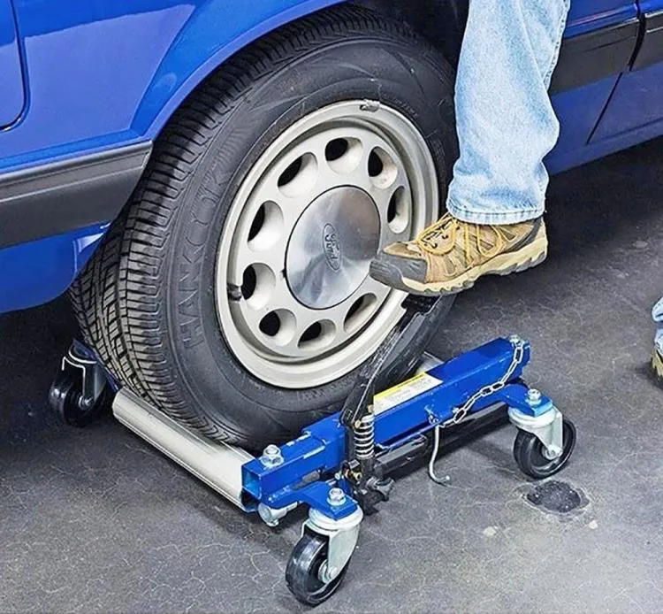 Hydraulic Car Dolly Lets You Move Your Car Around When Jacked Up - Rolling Car Jack Hydraulic Car Dolly Lets You Move Your Car Around When Jacked Up - Rolling Car Jack