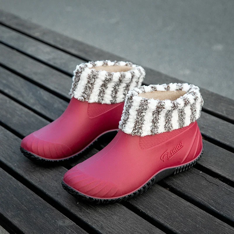 Pinsballz popular women's shoes Waterproof Women Rubber Rain Boots Outdoor Fashion Trendy Adult Shoes Comfortable Breathable Non-slip Overshoes Rain Boots