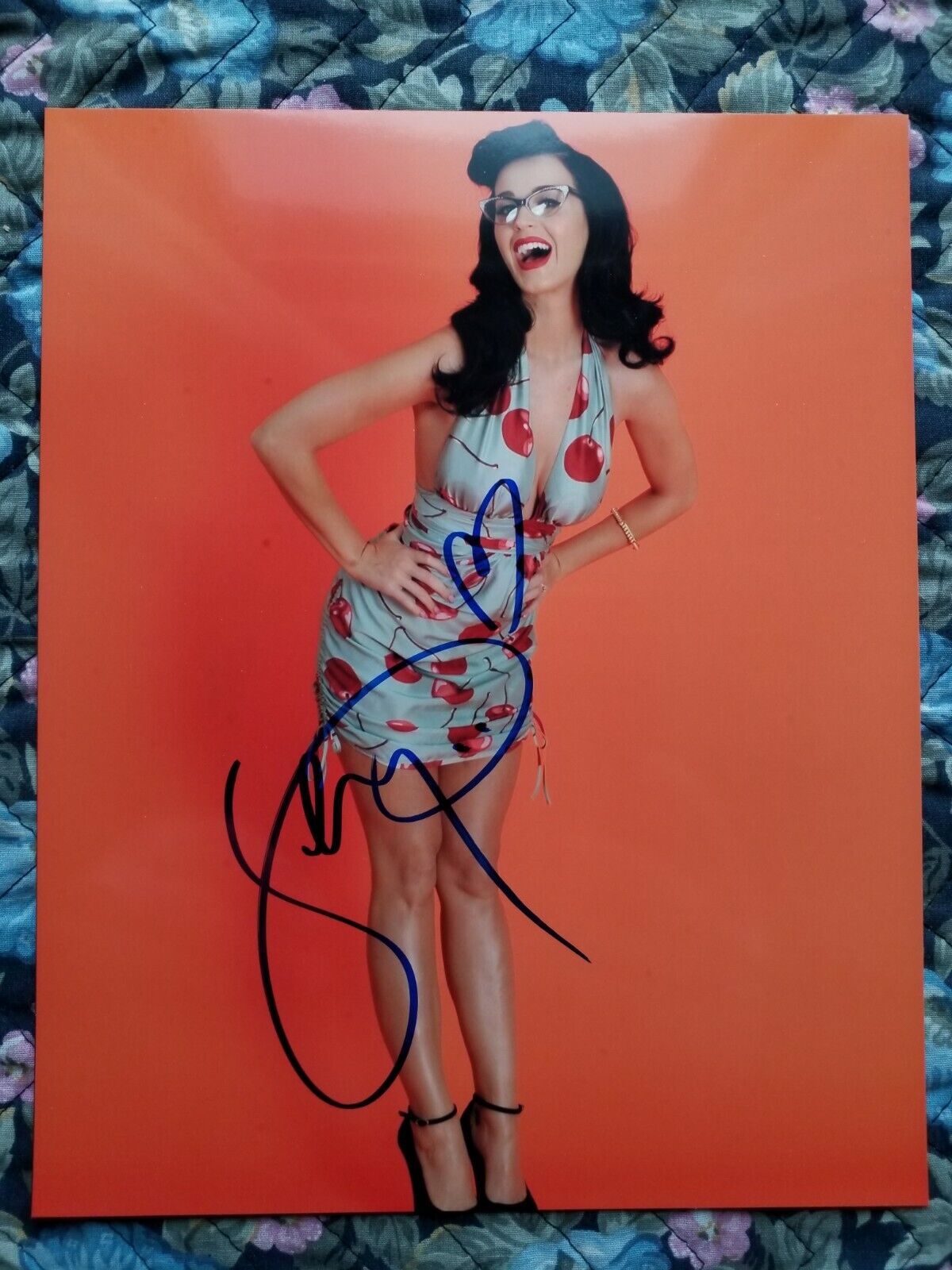 Katy Perry Authentic Hand Signed 8x10 Photo Poster painting Autographed Singer