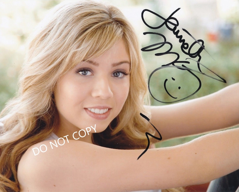 Jeanette McCurdy 8 x10 20x25 cm Autographed Hand Signed Photo Poster painting