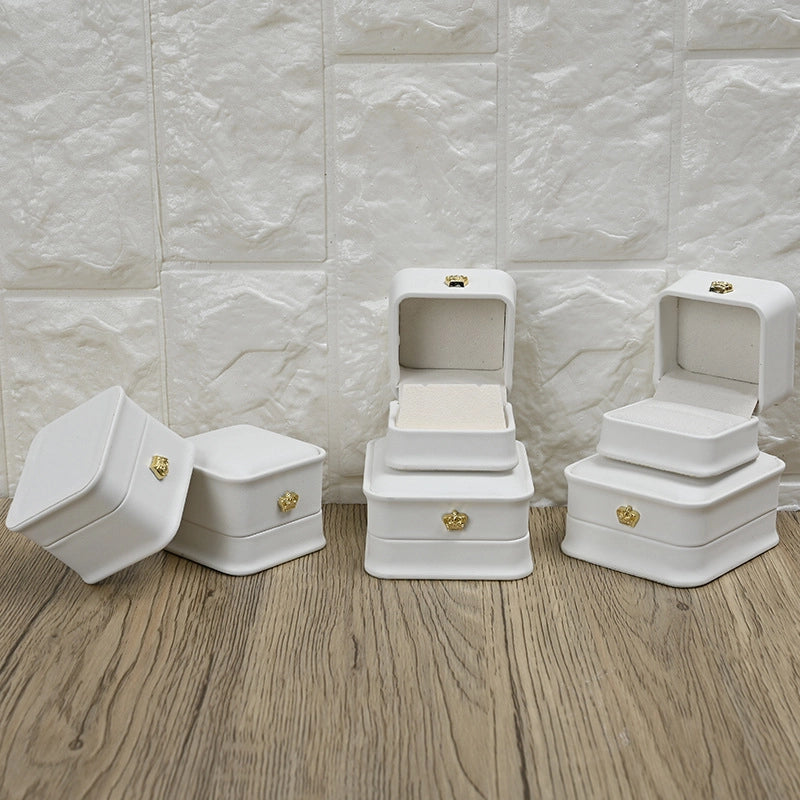 Special Offer Waist-tight Crown Jewelry Box PU Leather Rounded Convex Edge Jewelry Packing Box Ring Box Necklace Box Direct Sales