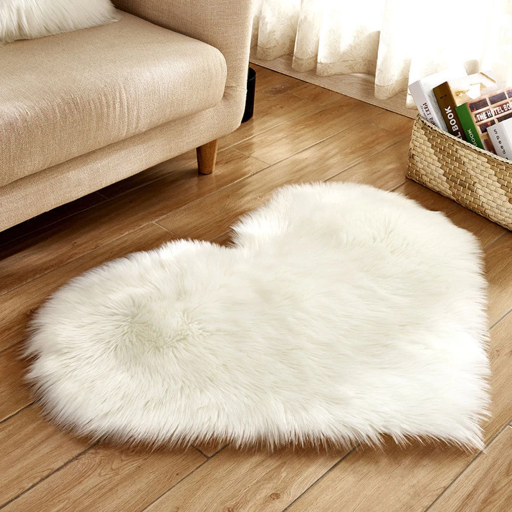Non-slip Floor Mat Plush Soft Faux Fur Heart Shaped Bedroom Rug Shaggy Hairy Carpet For Living Room Home Children Baby Playmat