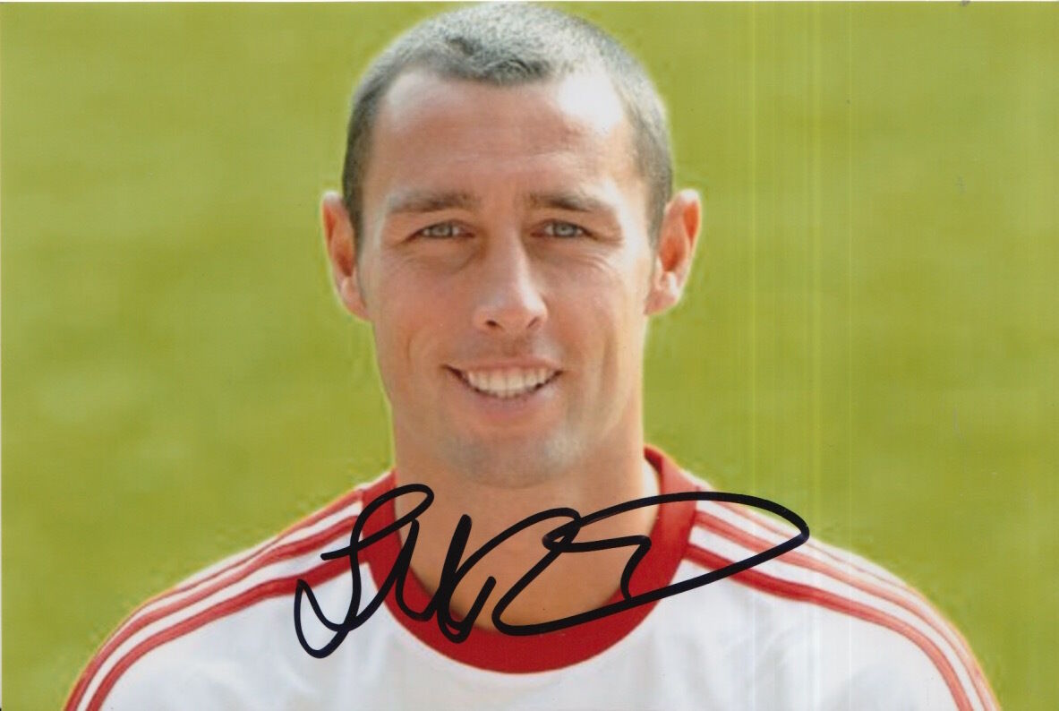 MIDDLESBROUGH HAND SIGNED SCOTT MCDONALD 6X4 Photo Poster painting.