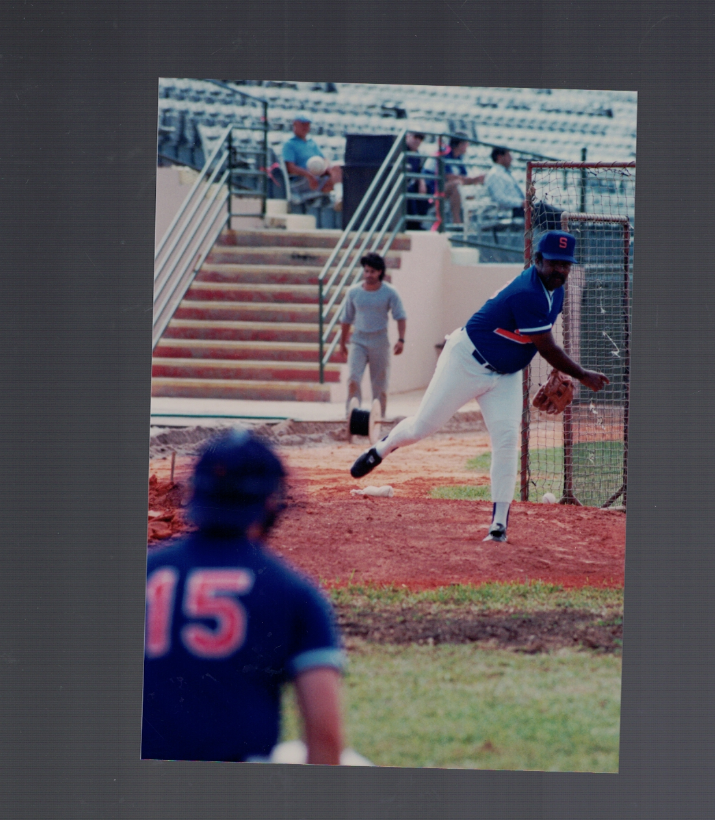 Luis Tiant Gold Coast Suns Senior League Personal 3 1/2 x 5 Baseball Photo Poster painting