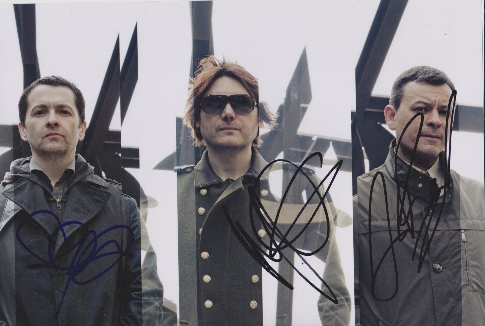 Manic Street Preachers Fully Signed 12x8 Photo Poster painting AFTAL