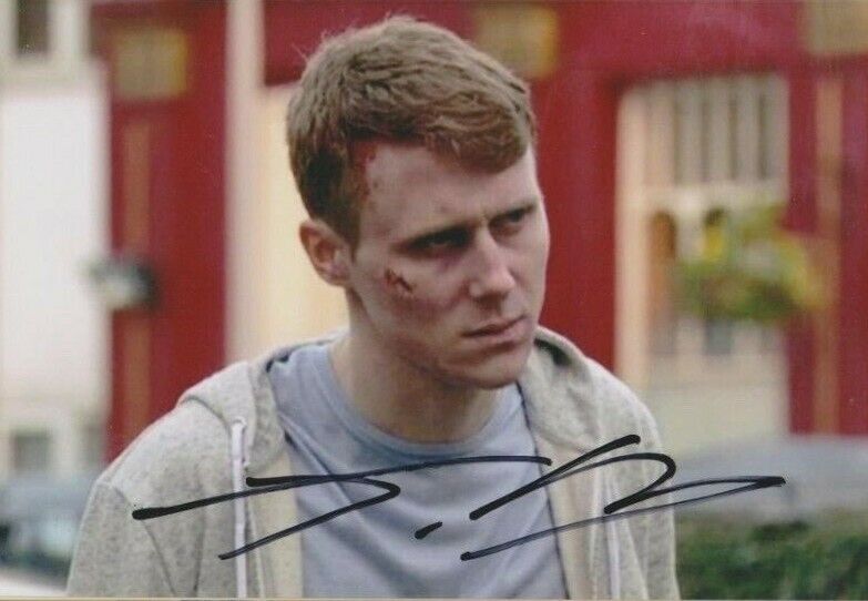 Jamie Borthwick **HAND SIGNED** 4x6 Photo Poster painting ~ Eastenders Jay ~ AUTOGRAPHED