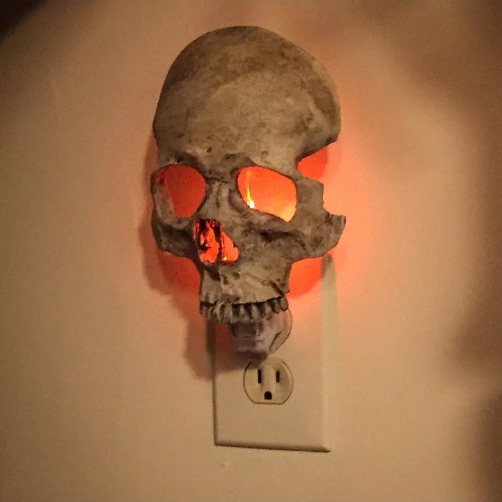 Human Skull Light