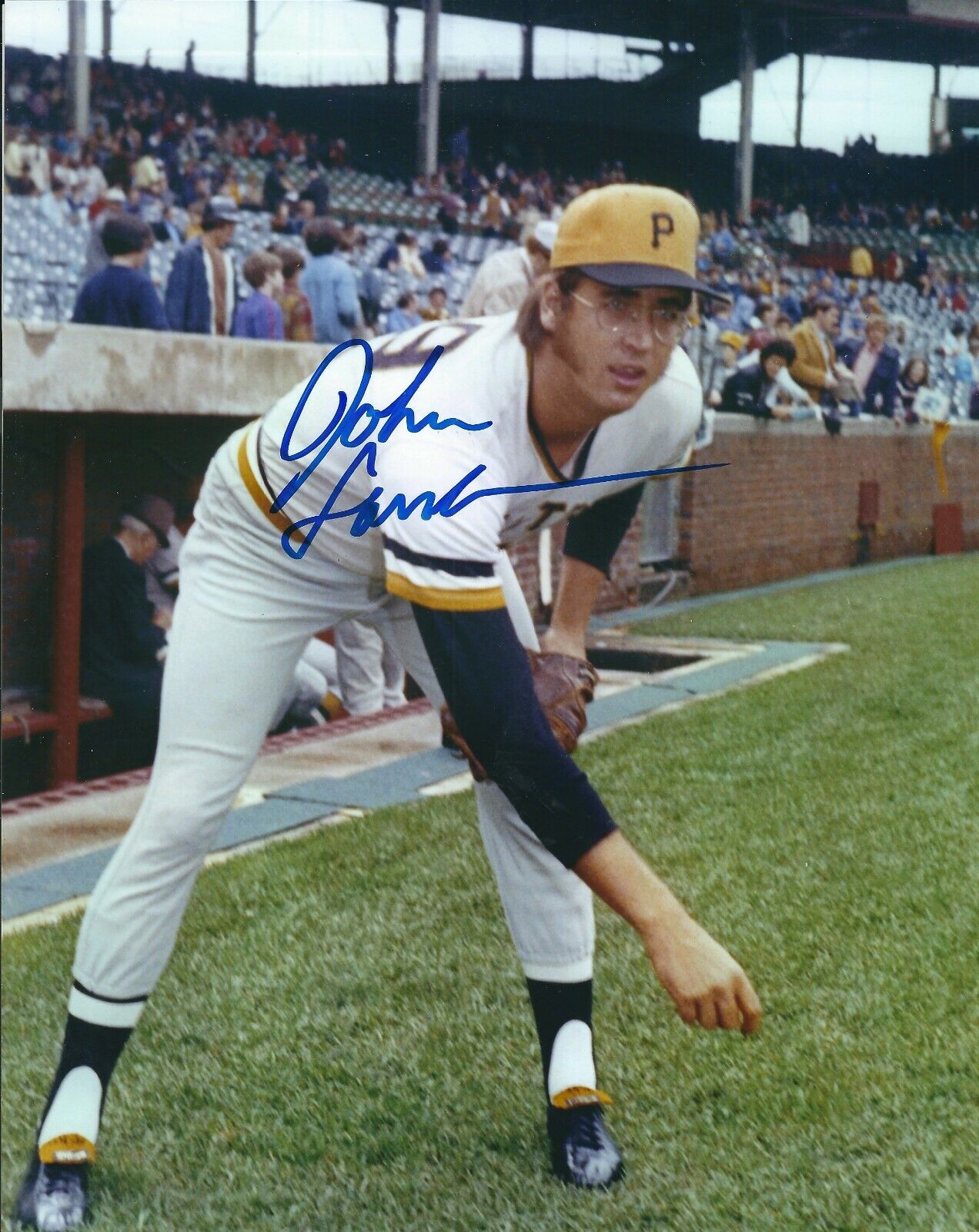 Signed 8x10 JOHN LAMB Pittsburgh Pirates Autographed Photo Poster painting - COA