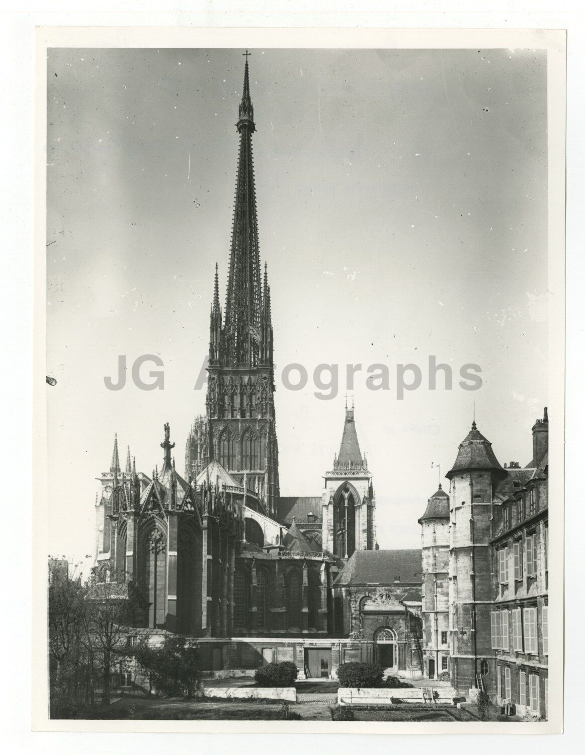 Rouen French Cathedral - Vintage 7x9 Publication Photo Poster paintinggraph - France