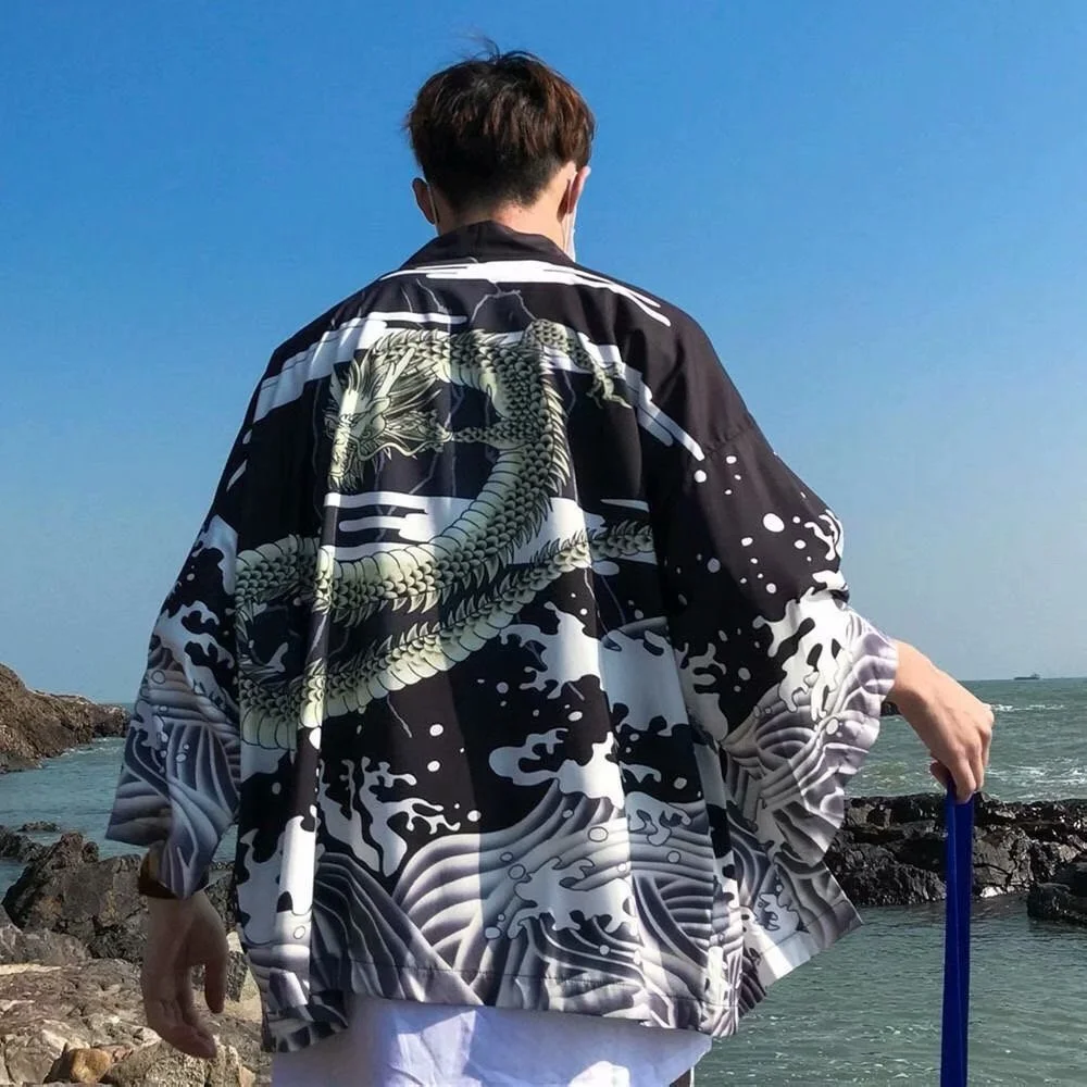 Japanese Style personality shirt men's five-point sleeve trend Korean version of the road robe loose ins super hot short-sleeved kimono handsome Techwear Shop