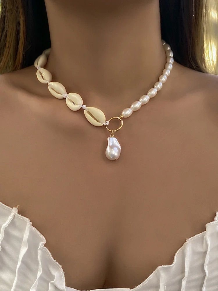 Shell Pearl Simple Versatile Pendant Necklace