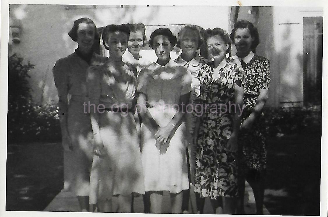 SHADOW WOMEN Found Photo Poster paintinggraph bwOriginal Portrait VINTAGE 04 2 K