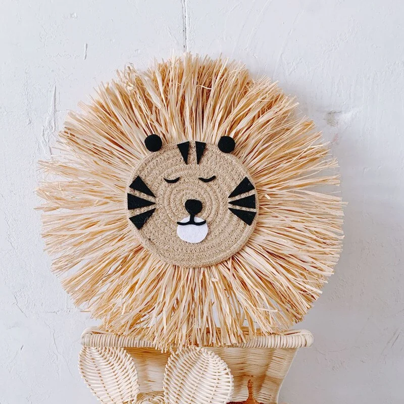 INS Noridc Hand Woven Straw Lion Tiger Wall Hanging Decor Cartoon Animal Ornaments For Baby Bed Kids Room Decoration Photo Props
