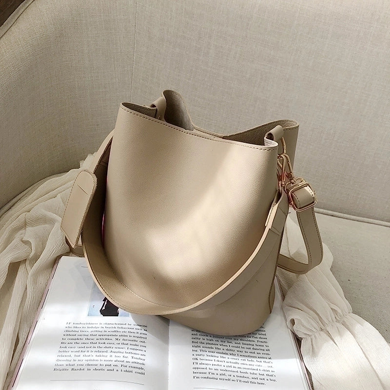 Women’s Pu Leather Solid Color Elegant Classic Style Bucket Zipper Magnetic Buckle Shoulder Bag Crossbody Bag Bucket Bag